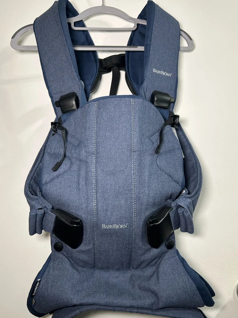 Babybjorn Classic Denim Midnight Blue